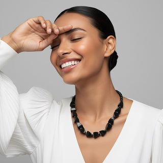 Noir Twist Strand